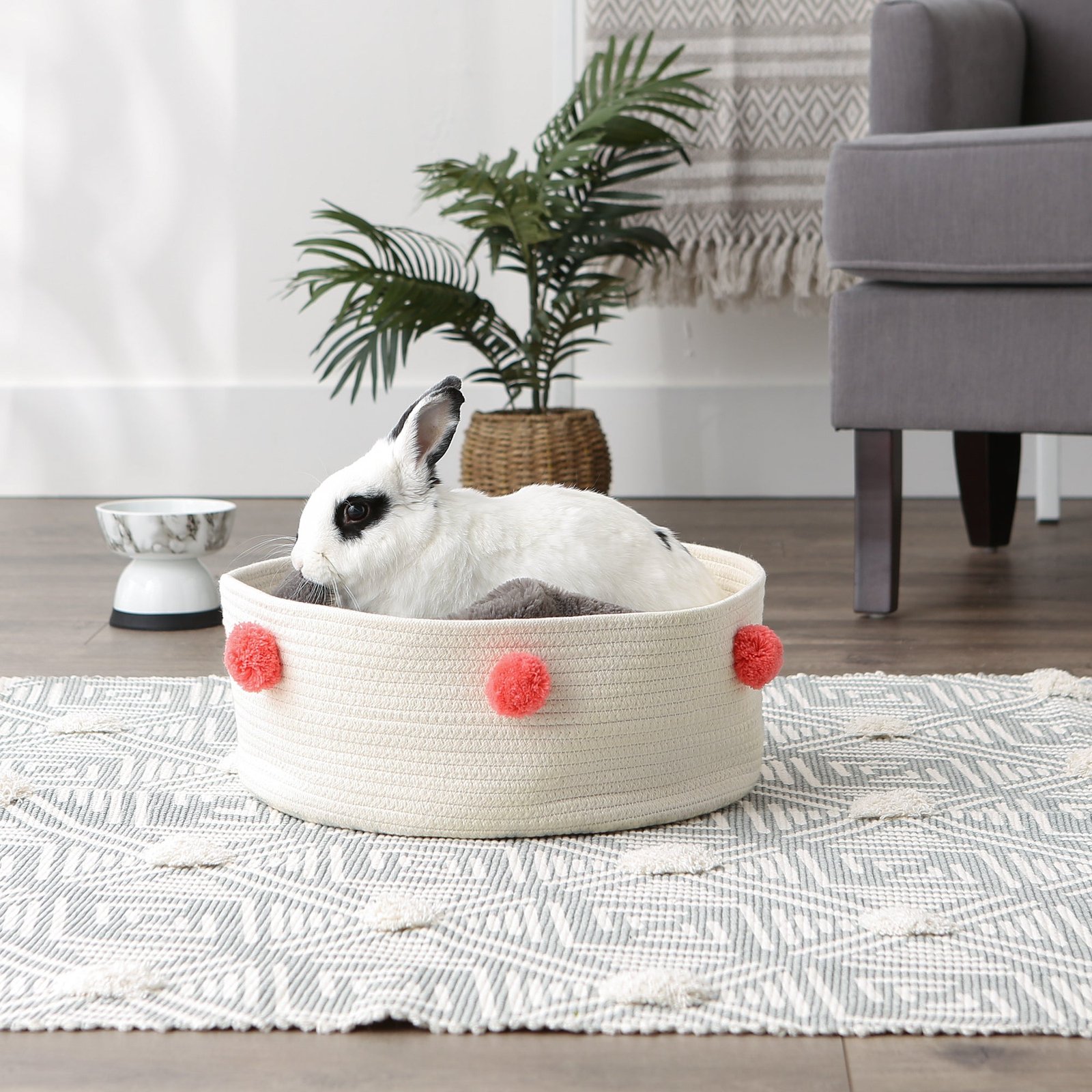 cotton pet storage basket, pom poms, white/pink 15.75x6.25"