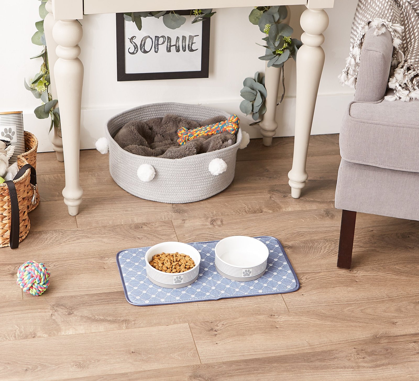 stonewash blue printed trellis paw pet mat small