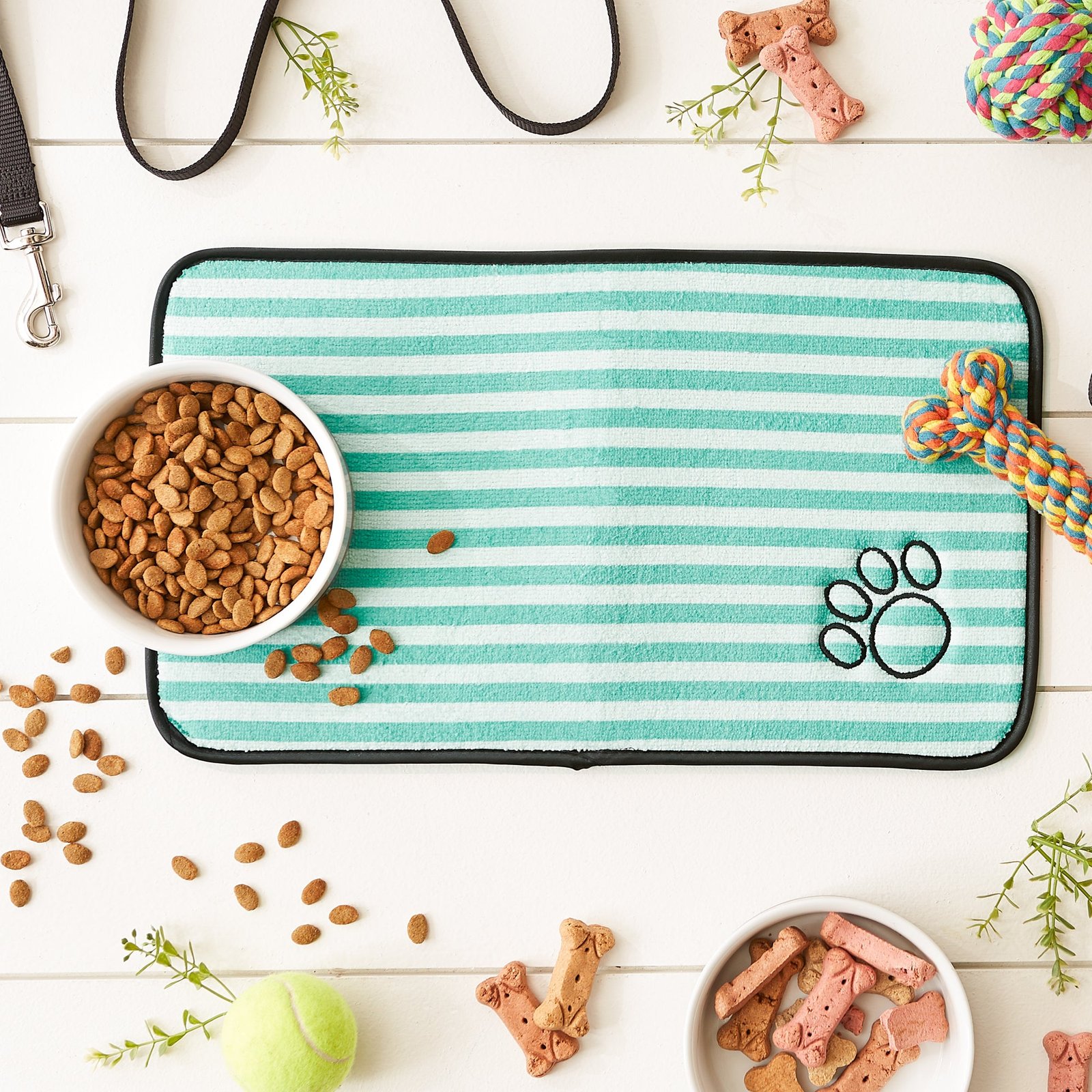 green stripe embroidered paw pet mat small