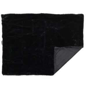 1500x1500 01 momo velvet plush pet blanket black a649bd24 d7e4 4c5f bd02 fad3878d41f0.jpg