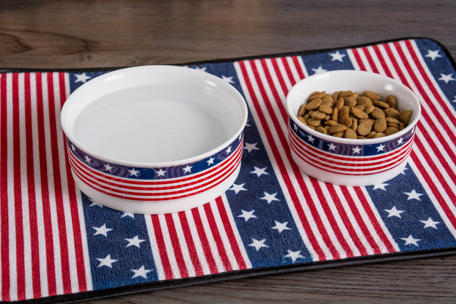 stars & stripes single pet bowl, large 3.75 c. capacity