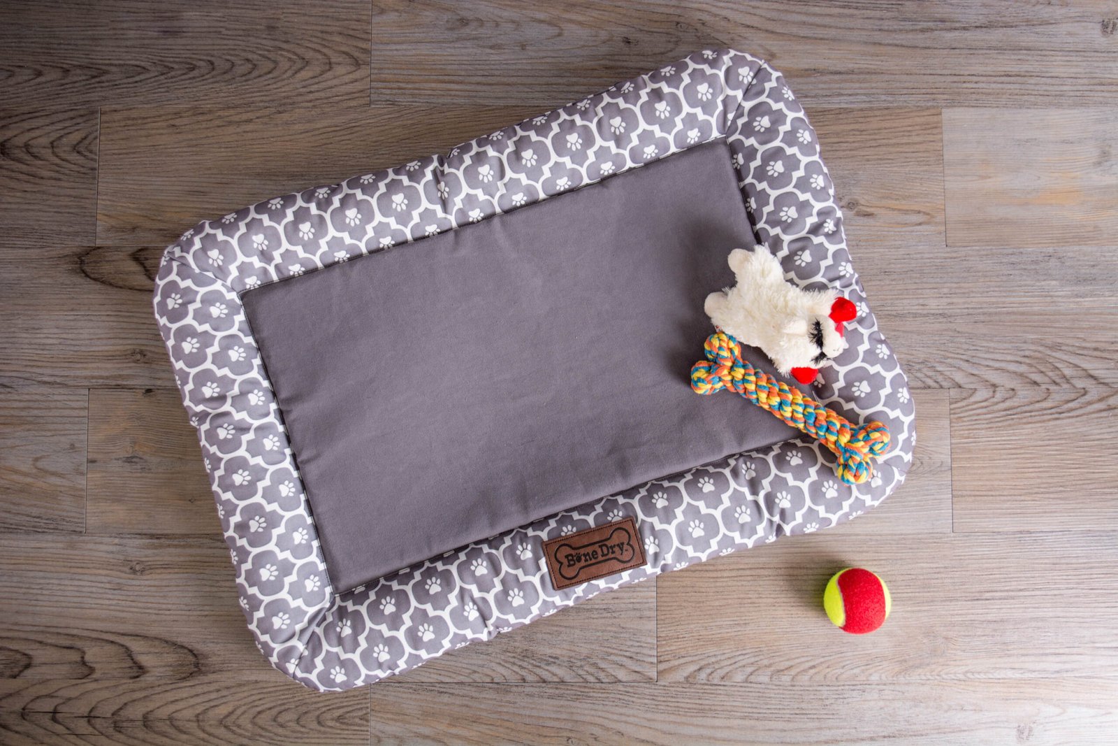 bone dry pet bed/mat, lattice paw print border cushion, gray, medium 20x28"